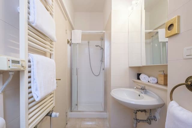 Standard Room, 1 Double Bed, Ensuite