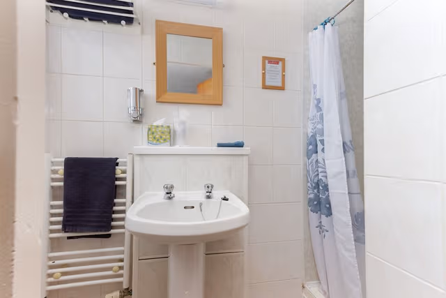 Double Room (Room 11)