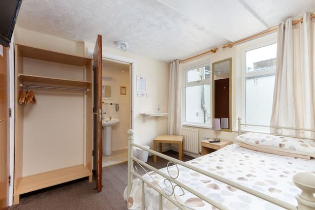 Family Room (Family Suite)