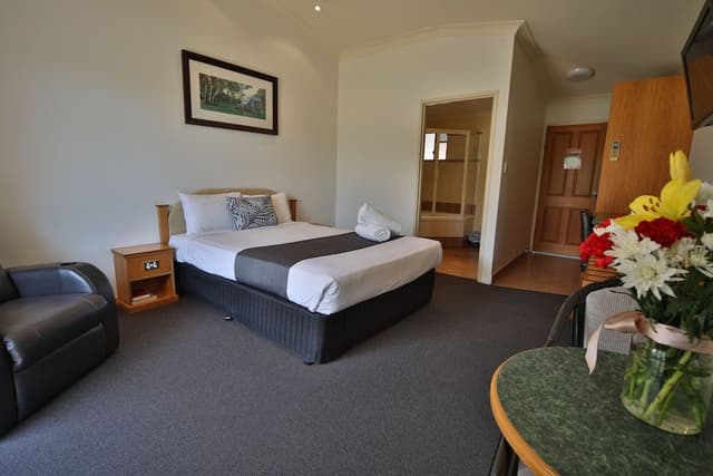 Standard Spa Suite