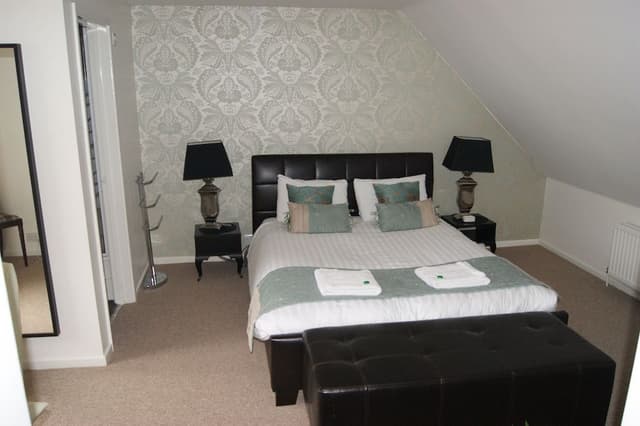 Standard Double Room, 1 Queen Bed