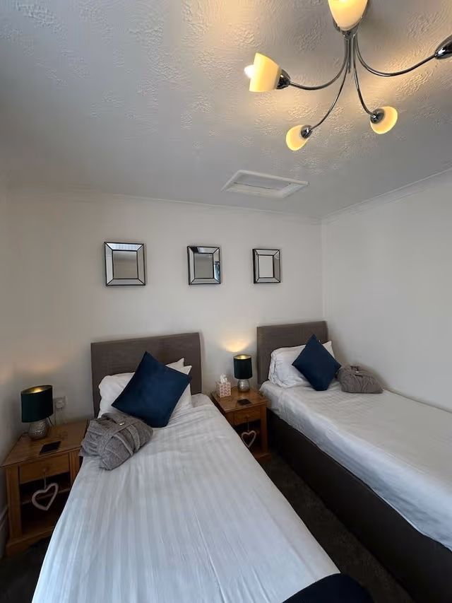 Double or Twin Room, Ensuite (room 1)