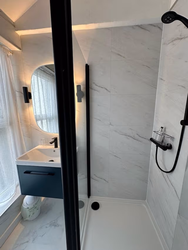 Double or Twin Room, Ensuite (room 1)