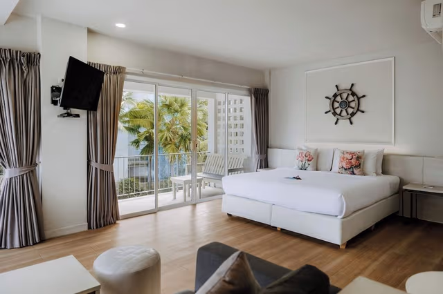 Junior Double Suite with Balcony