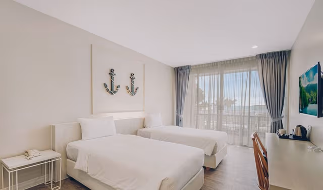 Premier Deluxe Twin Room