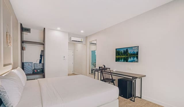 Premier Deluxe Double Room