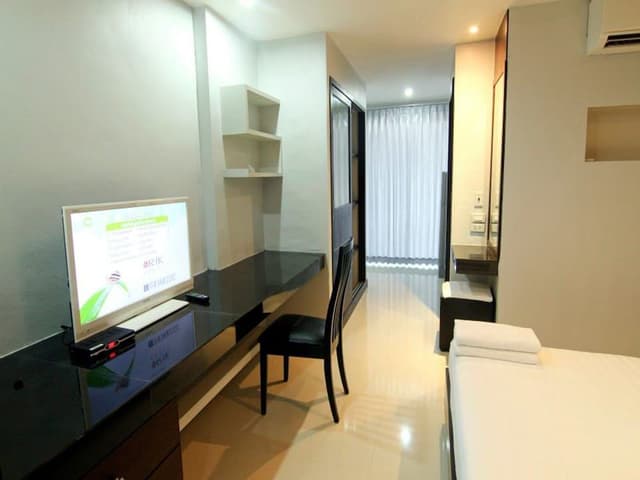 Standard Room, 1 Double Bed, City View
