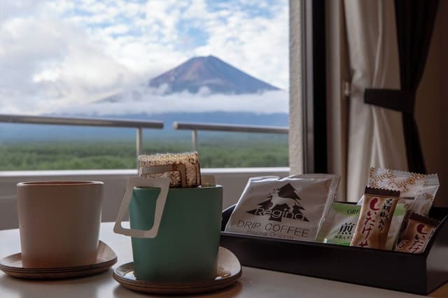 A-Upper Deluxe Quadruple Room(6F-10F) with Mt. Fuji View Non-Smoking
