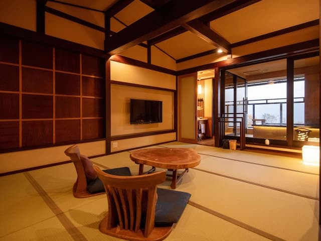 Japanese Room w/ Private Onsen (2F, no kids under 12yrs) Halfboard (BF & Dinner), Check-in 3pm-6pm