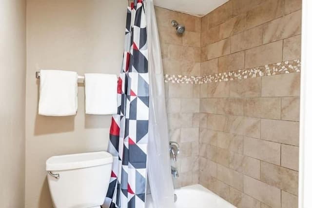 Condo, 3 Bedrooms