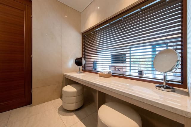 Premium Fourth Room with Lake View, Non Smoking