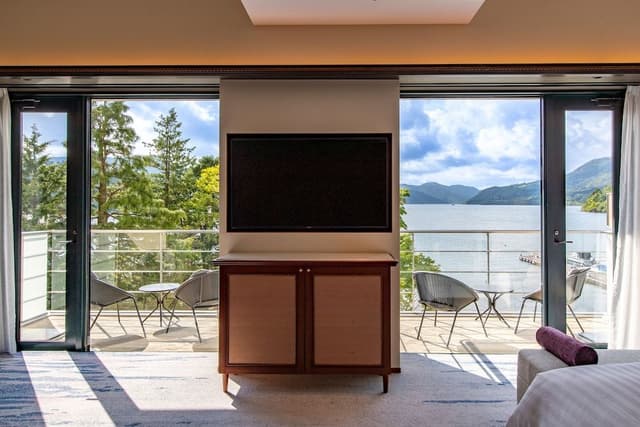 Premium Fourth Room with Lake View, Non Smoking