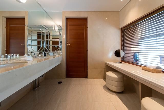 Premium Fourth Room with Lake View, Non Smoking