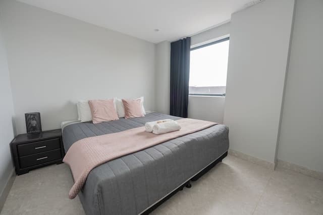 Deluxe One Bedroom Spa Apartment