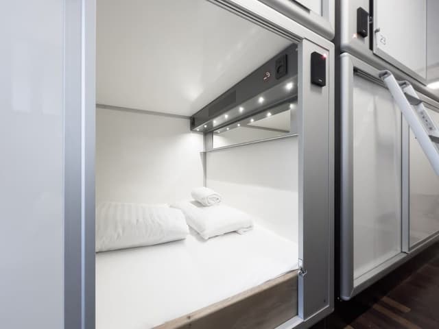 Private capsule with double bed