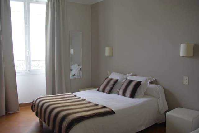 Triple Room Shared Bathroom