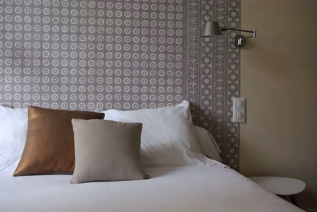 Double Room Shared Bathroom