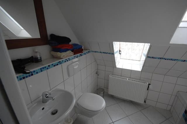 Twin Room, Shared Bathroom