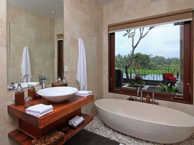 4 Bedroom Villa with Private Pool
