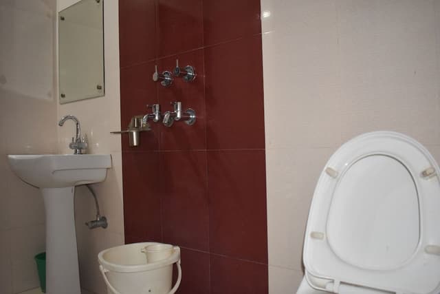 Deluxe A/C Room