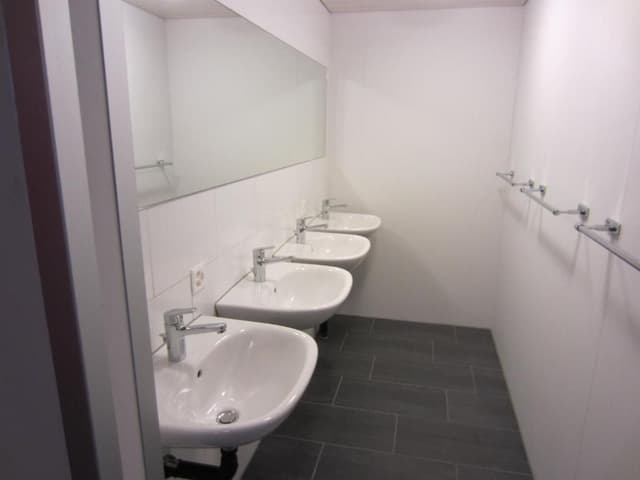 Twin Room with Shared Bathroom