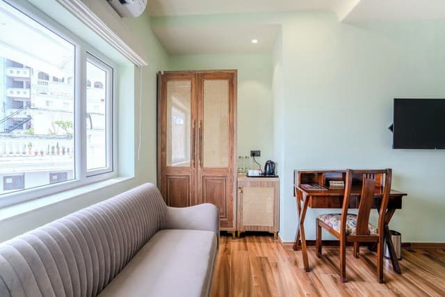Luxury Double Room, 1 Queen Bed, Balcony