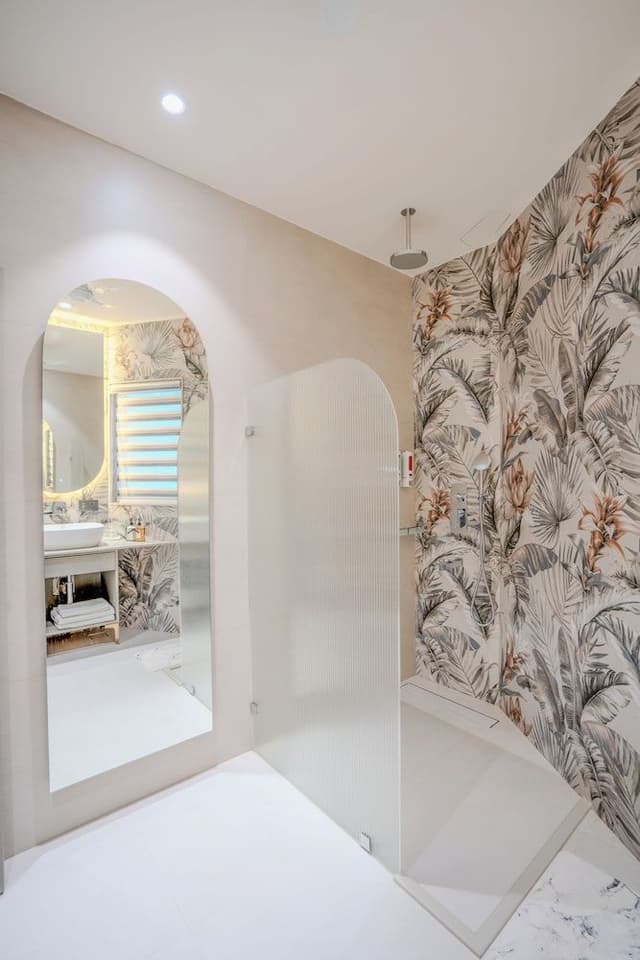 Luxury Double Room, 1 Queen Bed, Balcony