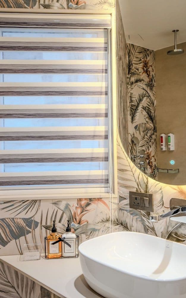 Luxury Double Room, 1 Queen Bed, Balcony