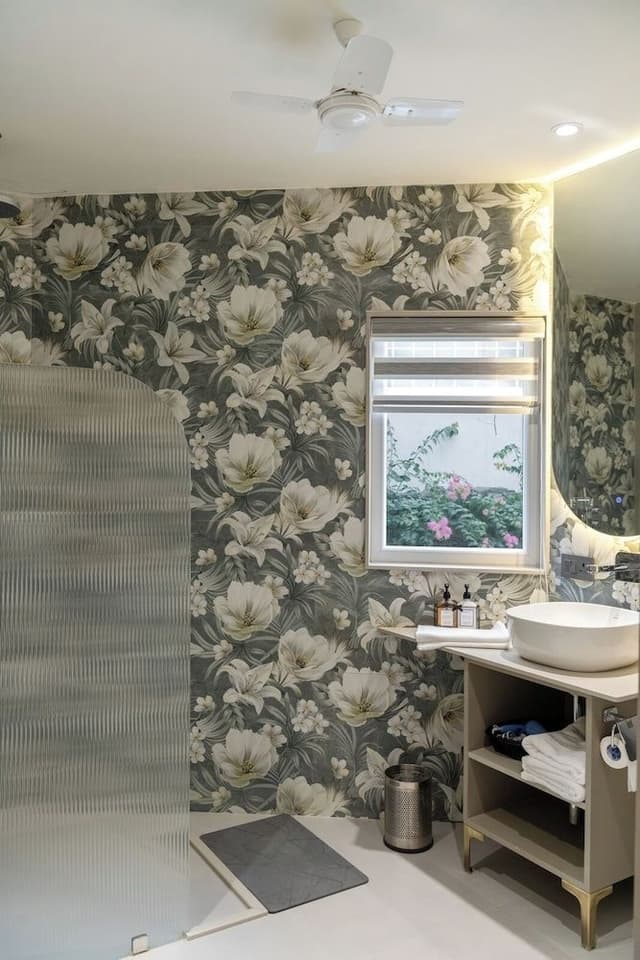 Luxury Double Room, 1 Queen Bed, Balcony