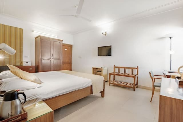Luxury Double or Twin Room, 1 King Bed, Terrace, City View