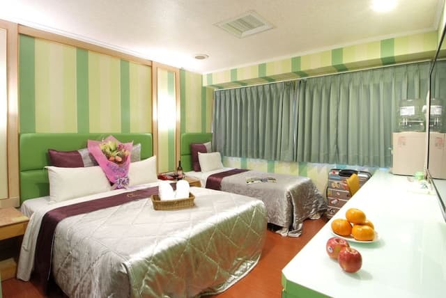 Triple Room (No Parking)