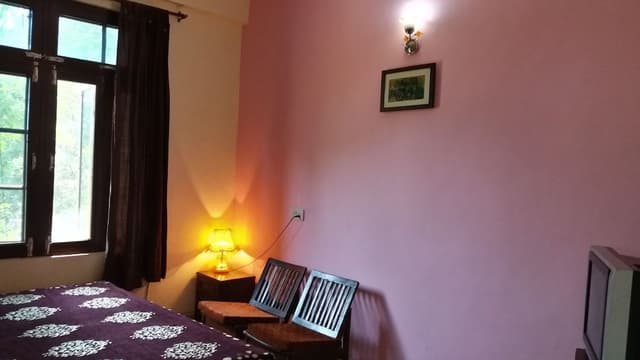 Deluxe Room, Hill View
