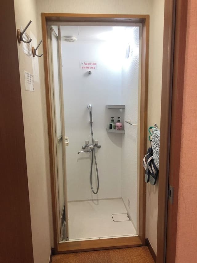 Single Room with Shared Bathroom