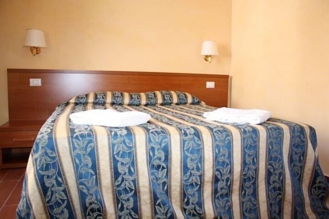 Standard Double or Twin Room, Private Bathroom