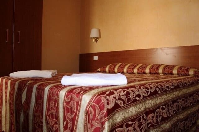Standard Double or Twin Room, Private Bathroom