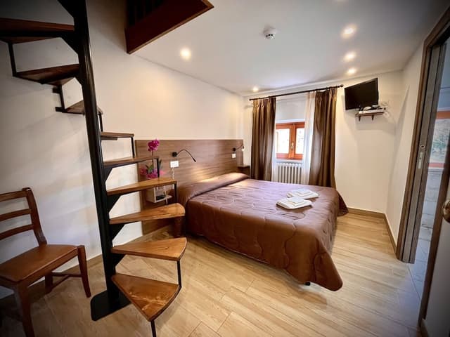 Superior Duplex, 2 Bedrooms, 2 Bathrooms, Mountain View