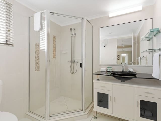 Deluxe Apartment, 3 Bedrooms, Balcony, Partial Ocean View