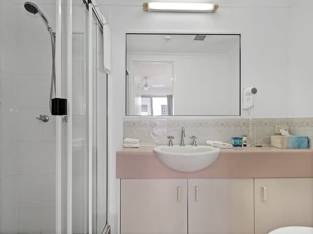 Family Apartment, 2 Bedrooms, Balcony, Partial Ocean View