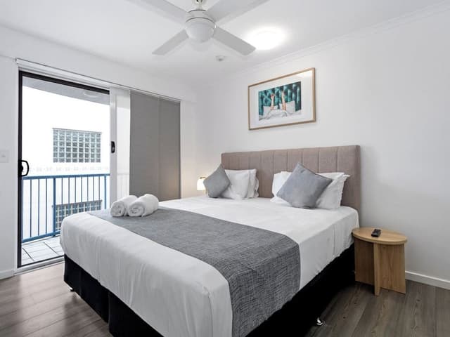 Family Apartment, 2 Bedrooms, Balcony, Partial Ocean View