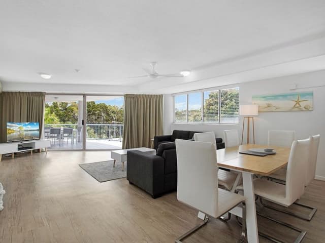 Deluxe Apartment, 3 Bedrooms, Balcony, Partial Ocean View