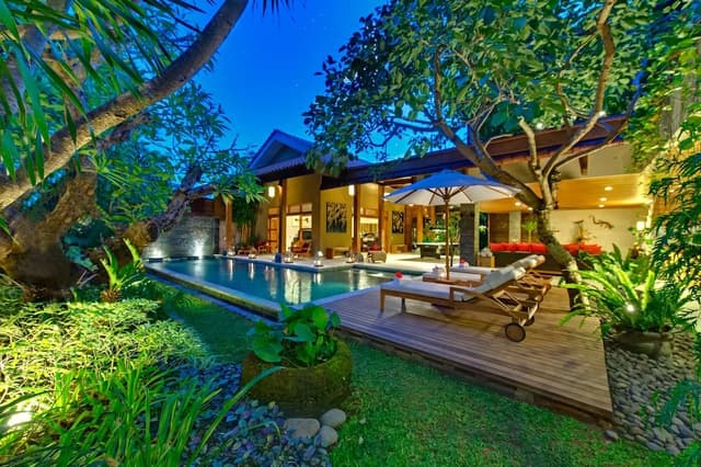 4 Bedrooms Private Pool Villa
