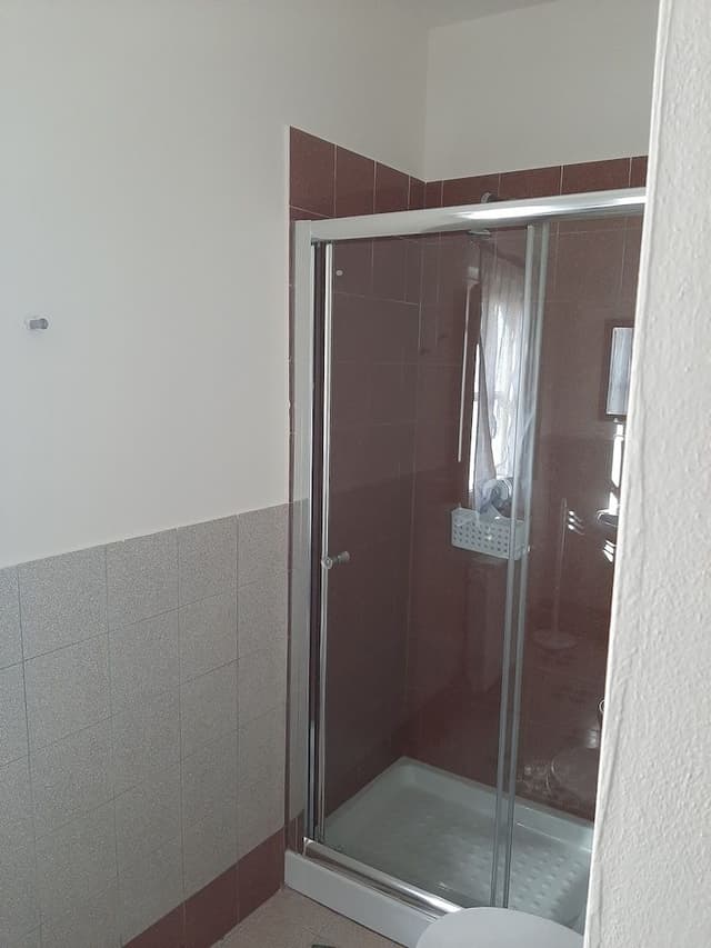 Economy Triple Room