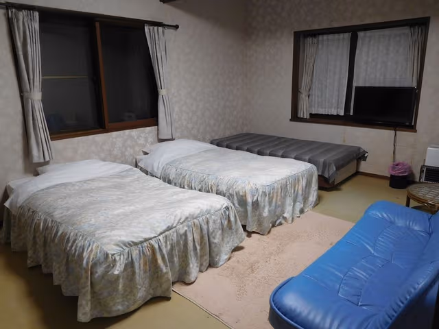 Basic Quadruple Room