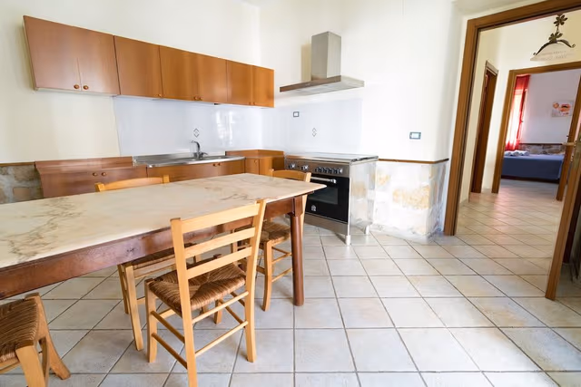 Basic House, 2 Bedrooms, Kitchenette