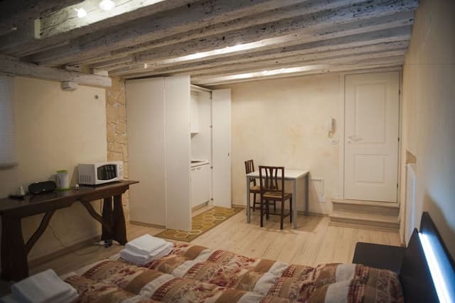 Apartment, 1 Bedroom (External bathroom)