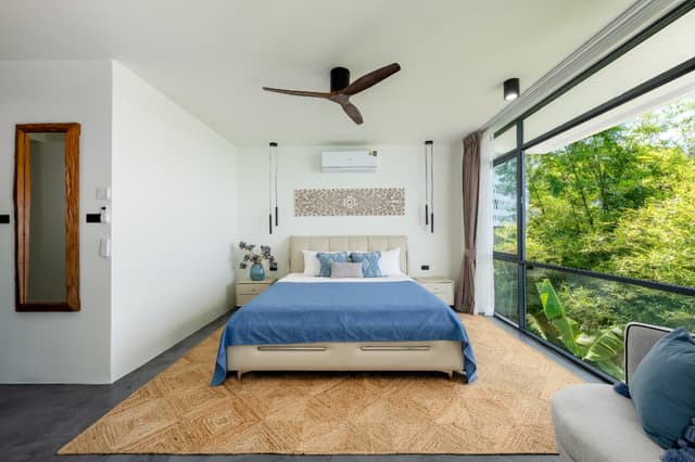 4 Bedroom Villa