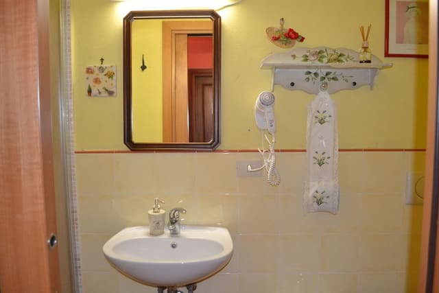Triple Room, Shared Bathroom