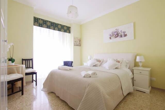 Double Room (External Private Bathroom)