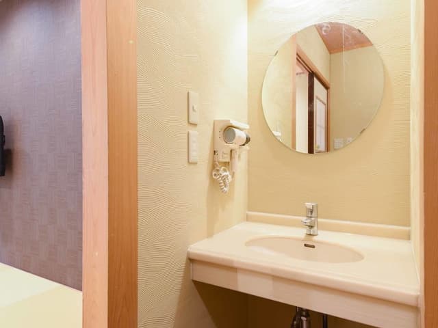 Traditional Twin Room, Non Smoking, River View