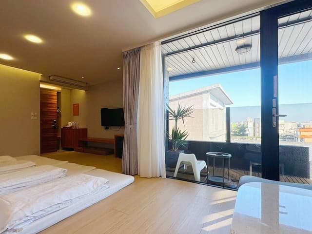 Elite Quadruple Room,D